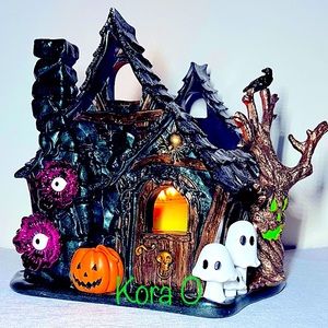 BBW 2022 Halloween Luminary & Haunted House NEW